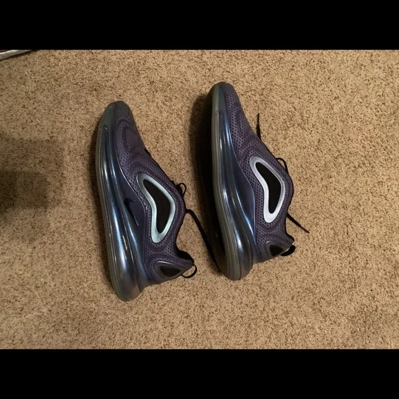 Nike airmax 720 - Picture 2 of 5